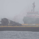 Illustration for article titled SpaceX Keeps Getting Closer to Nailing Its Barge Landing